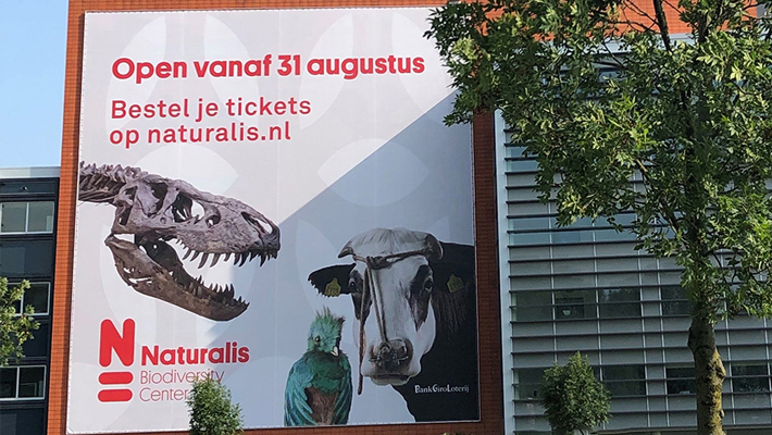 Mega spandoek Naturalis Leiden