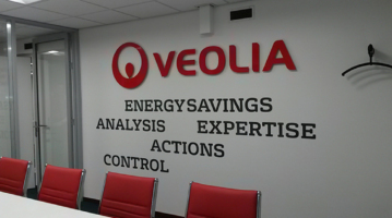 Kantoor Veolia voorzien van signing
